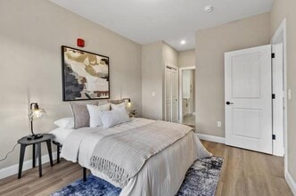 Stadium Lofts in Anaheim, CA - Building Photo - Building Photo