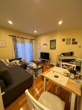 87 Morrison Ave, Unit 1R in Somerville, MA - Building Photo - Building Photo