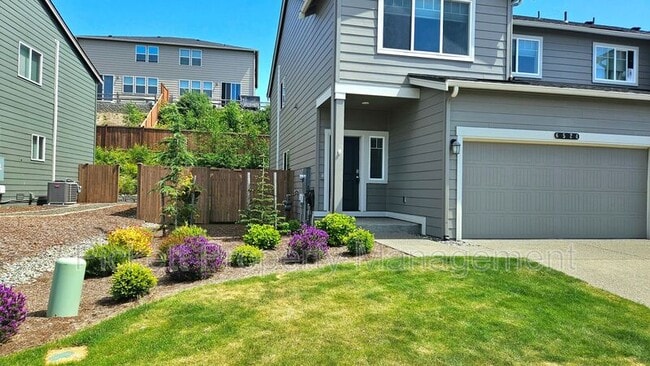 6524 Yorktown Pl NE in Bremerton, WA - Foto de edificio - Building Photo