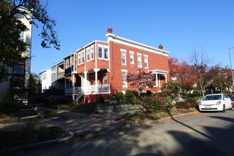 658 5th St NE in Washington, DC - Building Photo - Building Photo