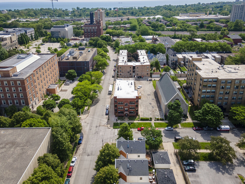 6103 S Kenwood Ave, Unit 3N in Chicago, IL - Foto de edificio