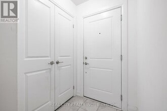 63 Andean Ln in Barrie, ON - Building Photo - Building Photo