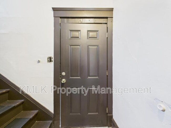 property at 2997 E 128th St