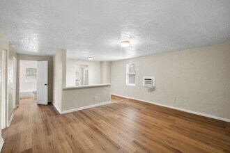 1116 Upton Ct S in St. Petersburg, FL - Building Photo - Building Photo