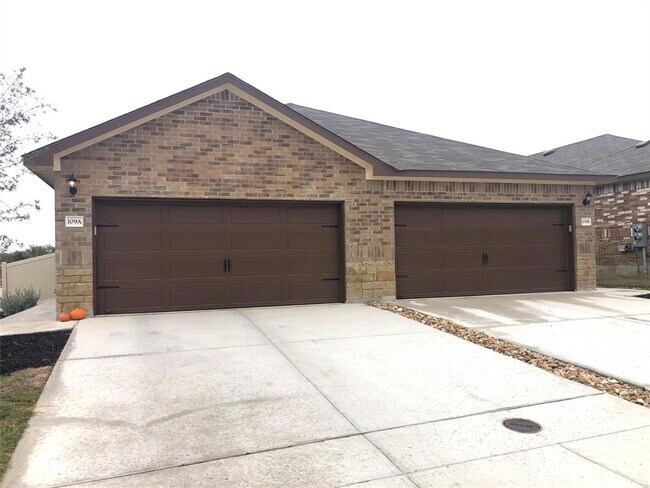 109 Samuel Dr