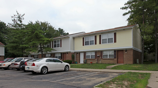 Fields Ertel Townhomes in Cincinnati, OH - Building Photo - Building Photo