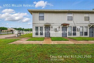 4951 Miller Ave in Fort Worth, TX - Building Photo