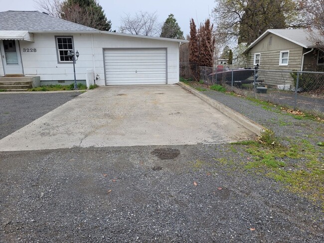 3228 5th St in Lewiston, ID - Building Photo - Building Photo