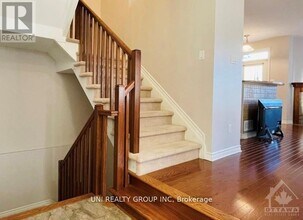 140 Abetti Ridge in Ottawa, ON - Building Photo - Building Photo