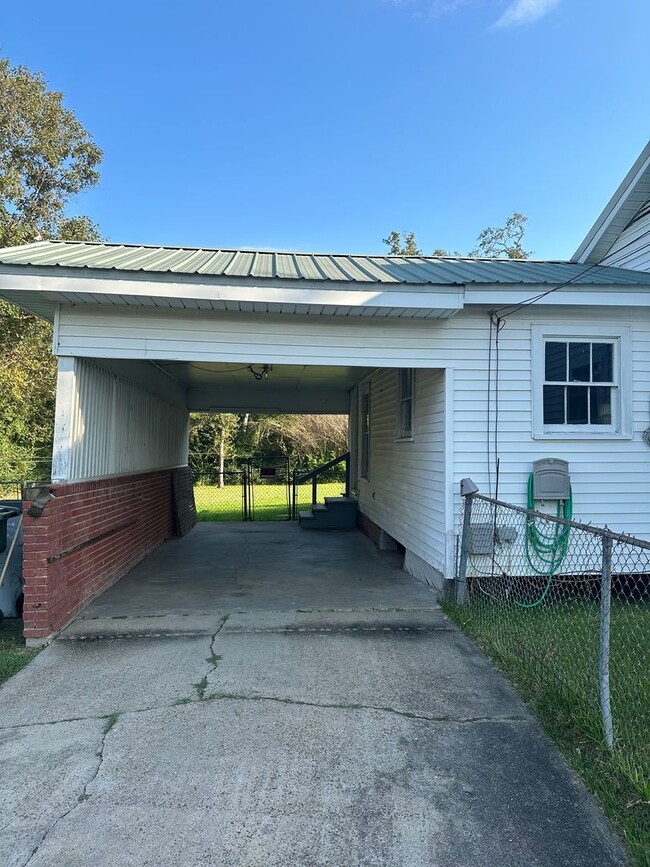 2409 Crockett St in Lake Charles, LA - Building Photo - Building Photo