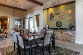 SilverLeaf Apartments at Gun Barrel City in Gun Barrel City, TX - Foto de edificio - Interior Photo