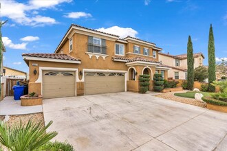 16687 Hastings Pl in Victorville, CA - Building Photo - Building Photo