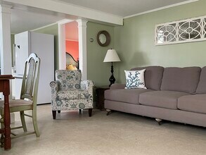 123 Atlantic Ave, Unit 1 in Salisbury, MA - Building Photo - Building Photo