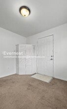 43410 SE N Bend Way in North Bend, WA - Building Photo - Building Photo