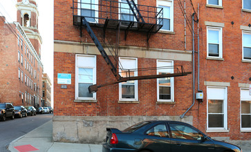 Pendleton III Apartments in Cincinnati, OH - Foto de edificio - Building Photo