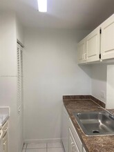 9706 Hammocks Blvd-Unit -204 in Miami, FL - Building Photo - Building Photo