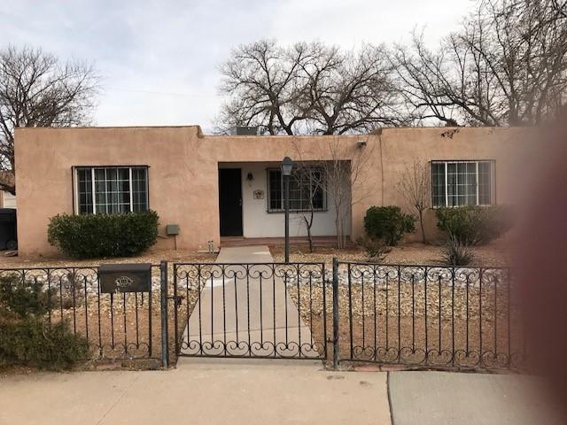 612 18th St NW in Albuquerque, NM - Building Photo - Building Photo