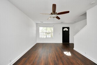 21218 Somerset Park Ln in Katy, TX - Building Photo - Building Photo