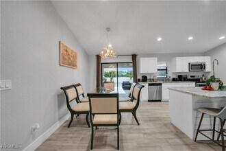 1915 NE 20th Ave in Cape Coral, FL - Building Photo - Building Photo