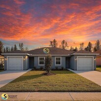 19 Wood Amber Ln, Unit A in Palm Coast, FL - Building Photo