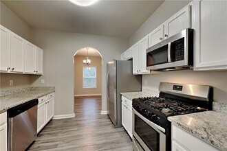 207 Arrowhead Dr in Dallas, GA - Building Photo - Building Photo