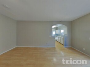 1445 Little Spring Ct in Las Vegas, NV - Foto de edificio - Building Photo