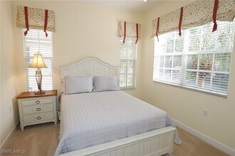 9616 Cypress Hammock Cir in Bonita Springs, FL - Building Photo - Building Photo