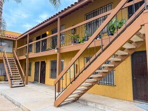 50th St Apartments in San Diego, CA - Building Photo - Building Photo