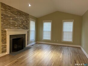 22 Alcott Way in Avon, CT - Building Photo - Building Photo