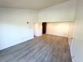 22734 Lakeway Dr in Diamond Bar, CA - Building Photo - Building Photo