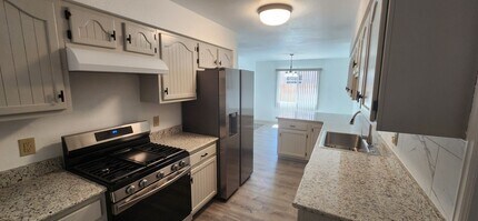 148 Douglas Ln in Pueblo, CO - Building Photo - Building Photo