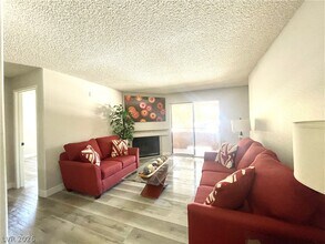 5250 Mission Carmel Ln in Las Vegas, NV - Building Photo - Building Photo
