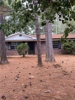 29 Highland Park Dr in Sharpsburg, GA - Building Photo