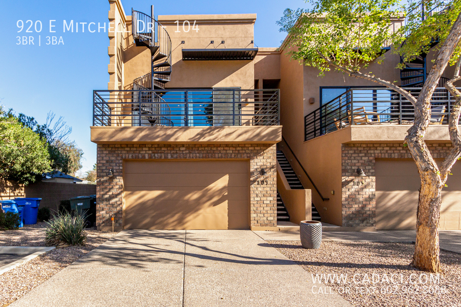 920 E Mitchell Dr in Phoenix, AZ - Foto de edificio