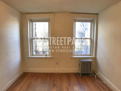 property at 1185 Boylston St