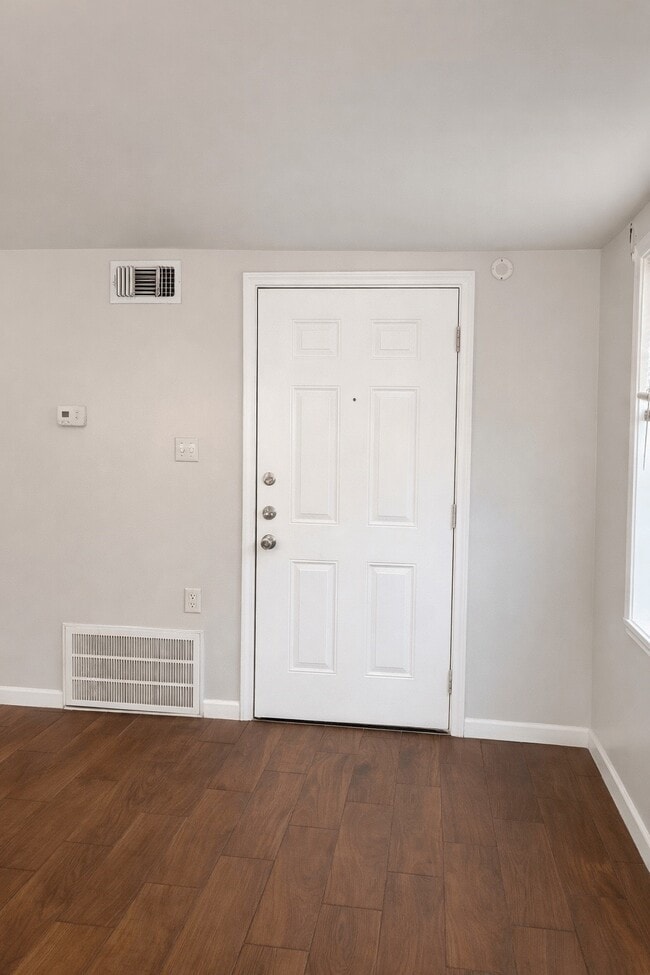 1901 40th St in Galveston, TX - Foto de edificio - Building Photo