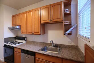 1445 Cabrillo St in San Francisco, CA - Building Photo - Building Photo