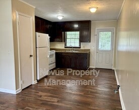 5 Gees Ln in Carrollton, GA - Building Photo - Building Photo
