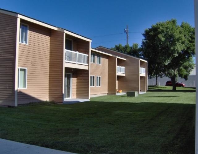 Madison Park Apartments in Rexburg, ID - Building Photo