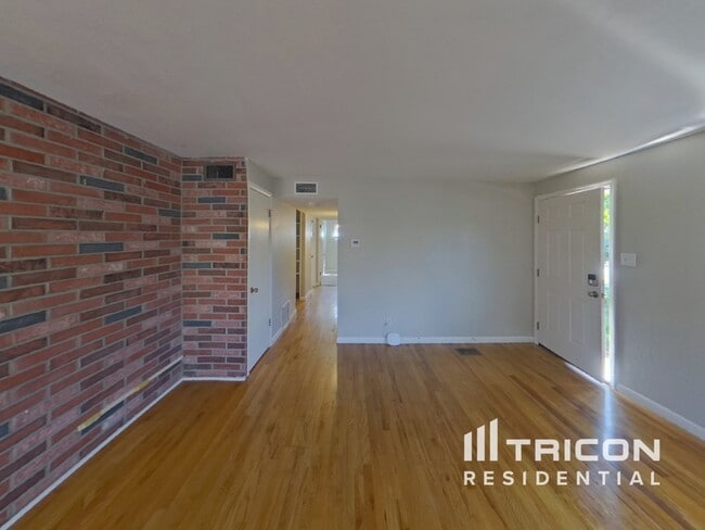 2627 Robin Dr in Colorado Springs, CO - Foto de edificio - Building Photo