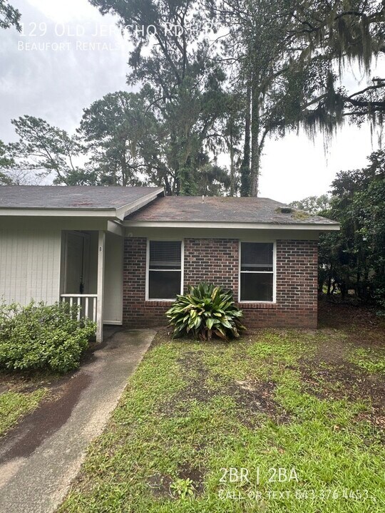 129 Old Jericho Rd in Beaufort, SC - Building Photo