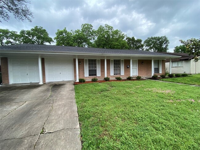 4402 Cheena Dr in Houston, TX - Building Photo - Building Photo