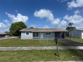 2161 NW 26th Ave in Fort Lauderdale, FL - Building Photo