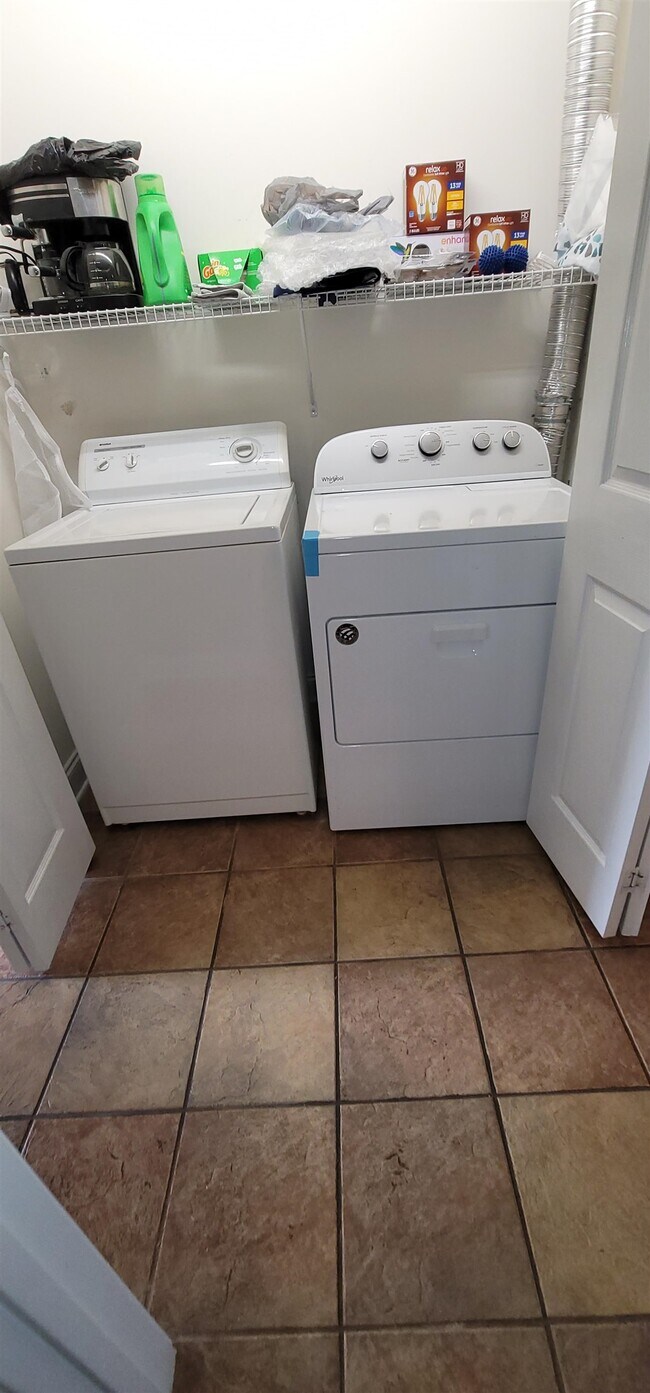 1100 Commons Blvd in Myrtle Beach, SC - Foto de edificio - Building Photo