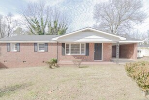 115 S 1659 in Lyman, SC - Building Photo