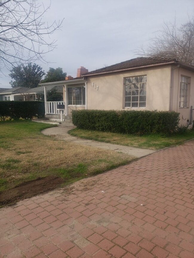 417 S Powers Ave in Manteca, CA - Building Photo - Building Photo