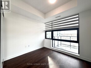 1604 Charles St in Whitby, ON - Building Photo - Building Photo