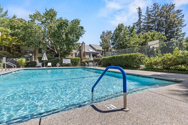 property at 750 Lincoln Rd