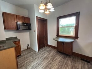35 S Virginia Ave in Danville, IL - Building Photo - Building Photo