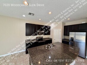 7020 Woodchase Glen Dr in Riverview, FL - Building Photo - Building Photo